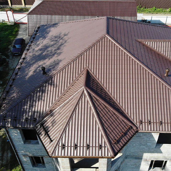 Монтаж сложной крыши и кровли в Петухово и Курганской области